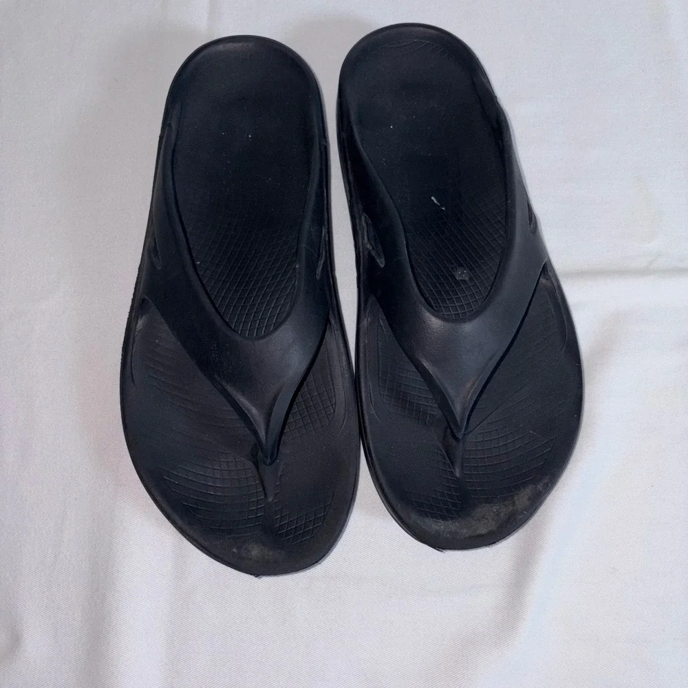 OOFOS OOriginal Recovery Sandals Mens Black Good Arch Support Thong Flip Flops